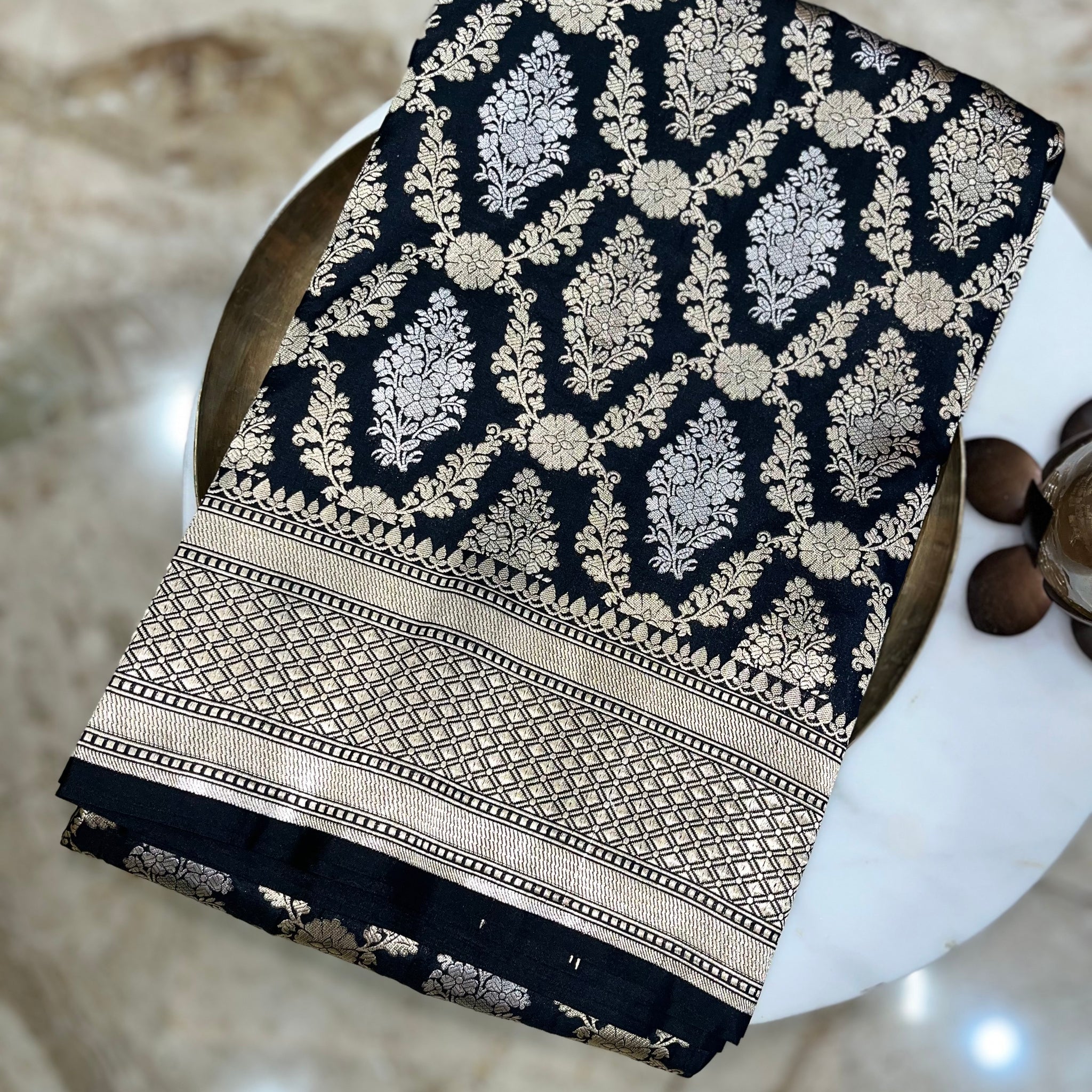 Pure handwoven katan Banarsi