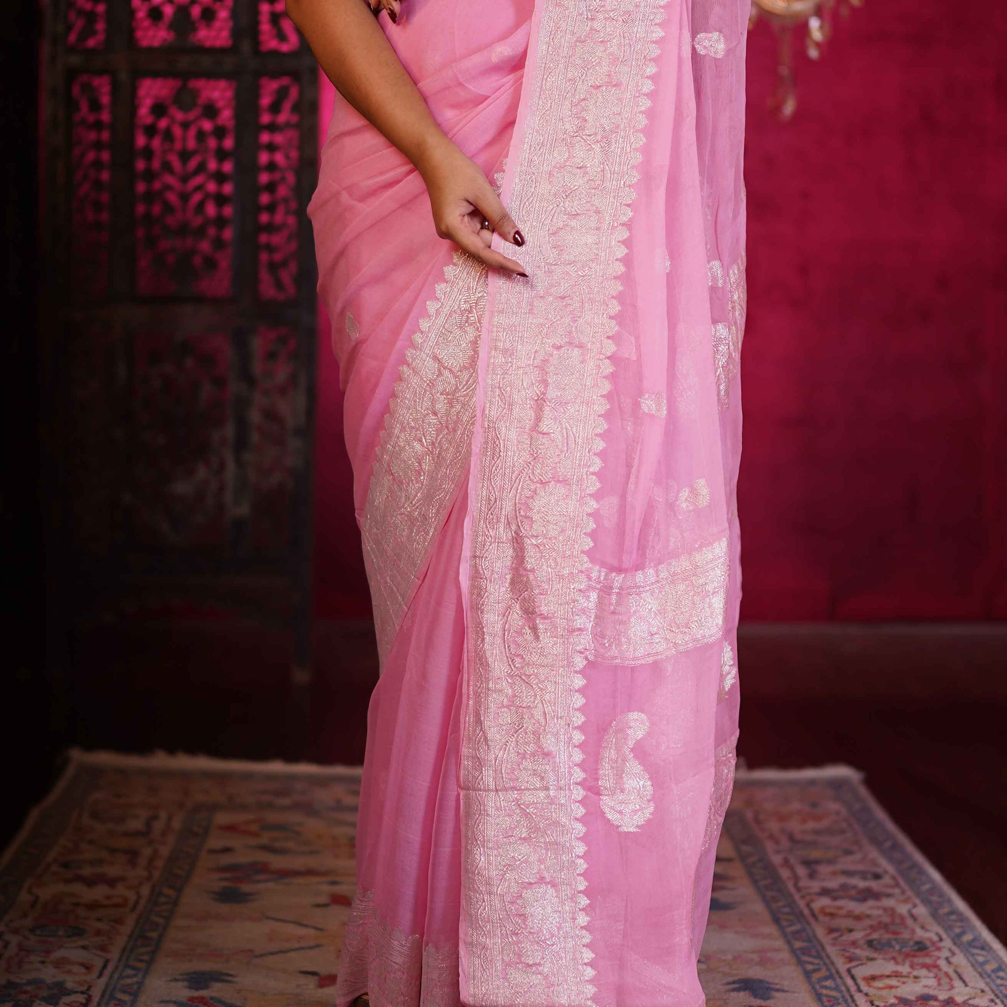 Hand woven Chiffon Banarsi - Baby pink